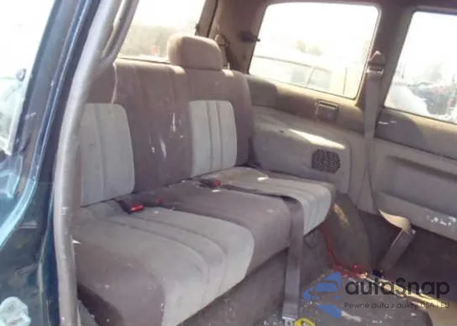 JM3LV522XS0710270: 8421108