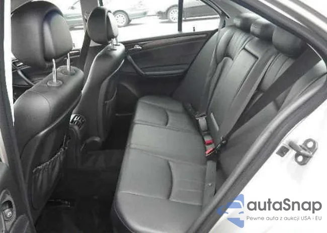 WDBRF54H16A838834: 8958386