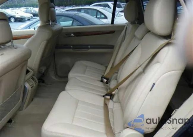 4JGCB65E29A089183: 9372987