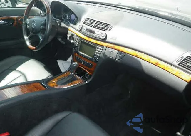 WDBUF87X48B318624: 9637178