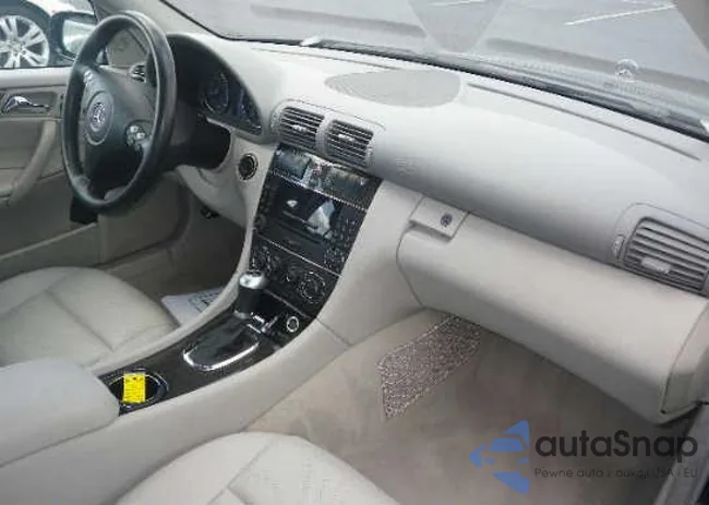 WDBRF52H47F926655: 9637249