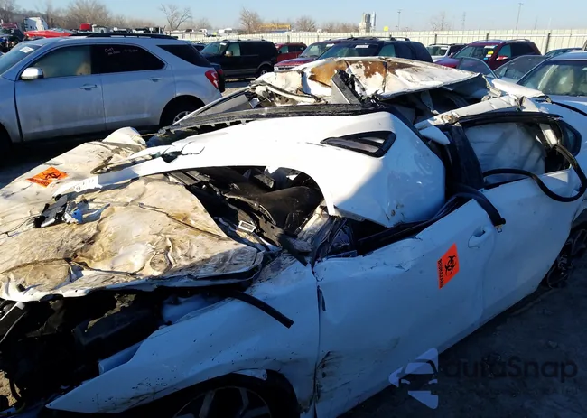 3KPF24AD9LE249664: 35426551