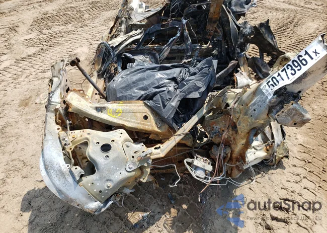 5YJ3E1EB3LF764087: 50173961