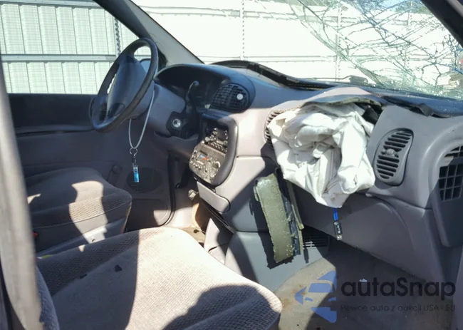 1P4GP44R8TB172629: 81129105