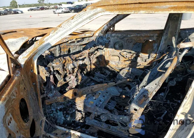 KMHTC6AD3EU216056: 60404672