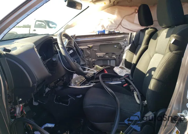 JA4AD2A32KZ037217: 60571432