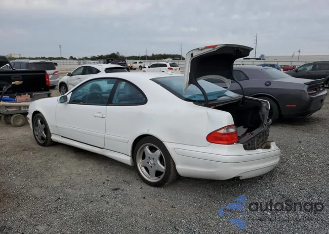 WDBLJ70GX1F185252: 38702633