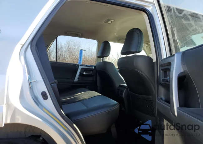 JTENU5JR4M5931111: 40942793