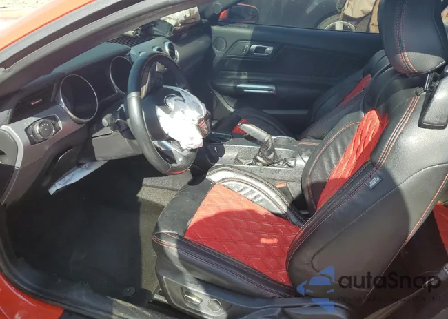 1FATP8UH2K5109787: 41433363