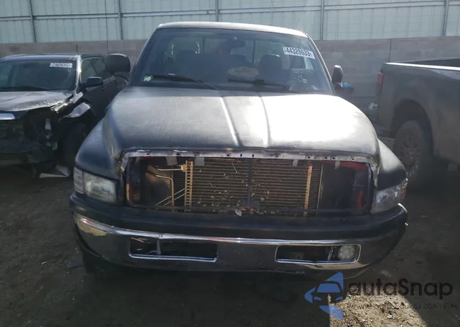 3B7KF26Z52M237348: 44328633