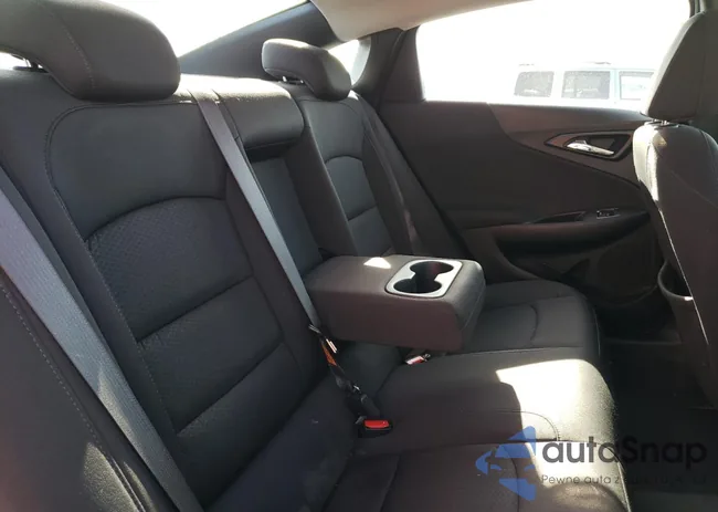 1G1ZD5ST5LF062052: 45046383