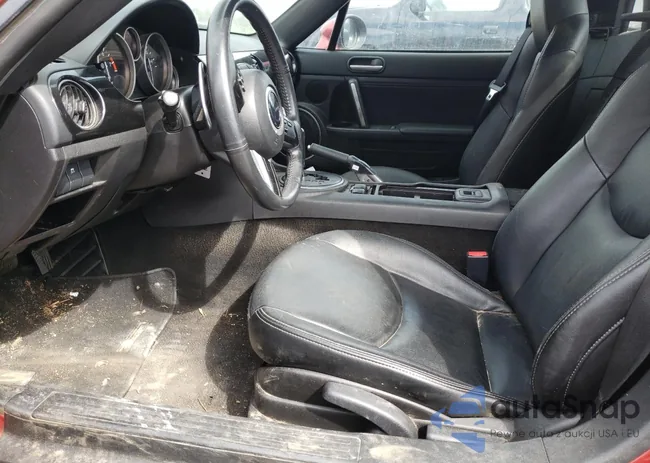 JM1NC2PF3F0240297: 83067344