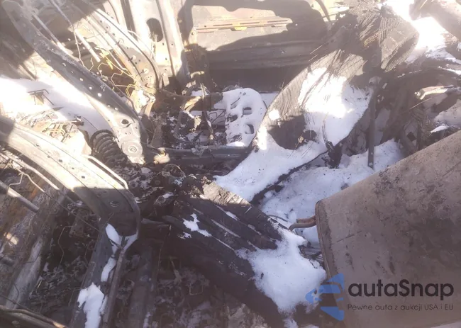 KNDPM3AC7L7828748: 33143252