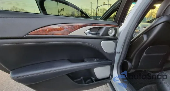 3LN6L5E90HR610946: 51760372