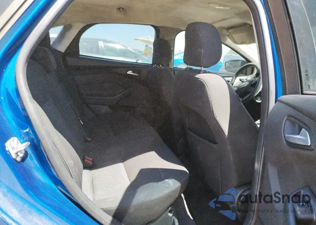 1FADP3F21JL230708: 43661993