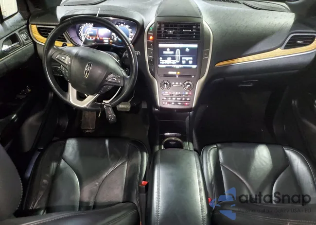 5LMCJ1A90FUJ28665: 52154305