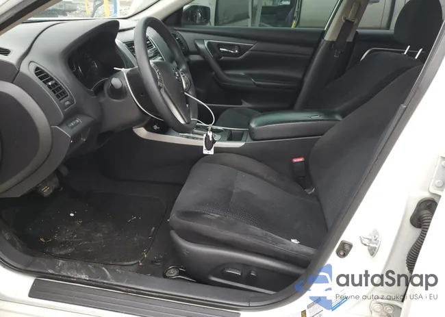 1N4AL3AP0FC450480: 73211444