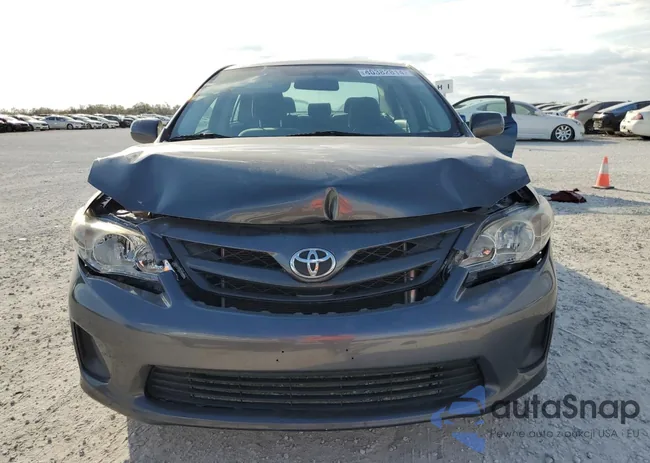 2T1BU4EE1DC991858: 40382814