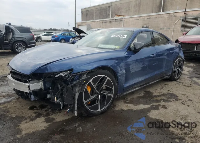 WAUBHBFW7P7903740: 42352535