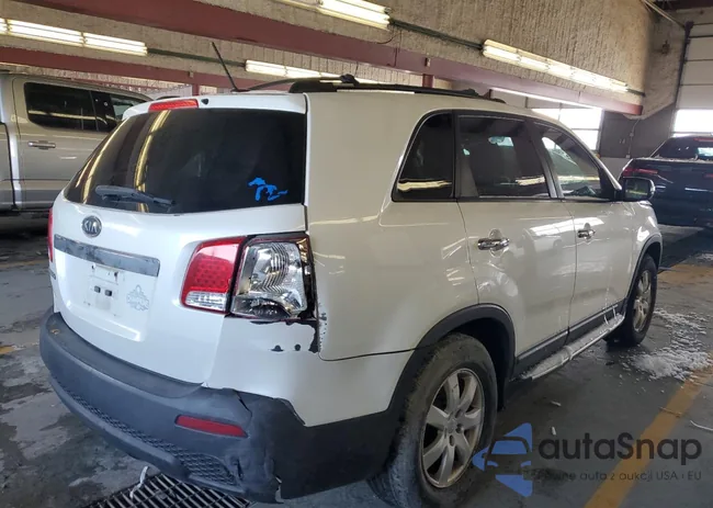 5XYKT3A17CG239620: 54139625