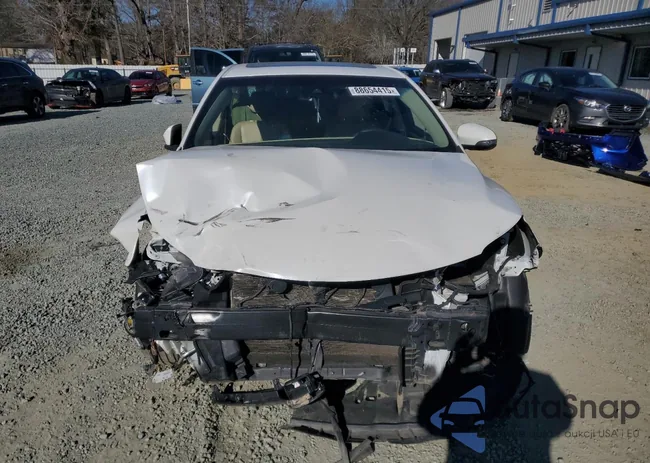 4T1BK1EB5GU232028: 88654415