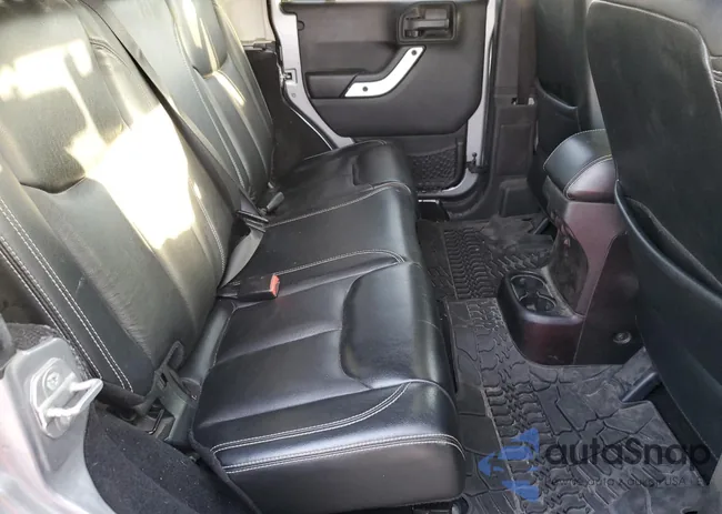 1C4HJWEG4EL203049: 42984865