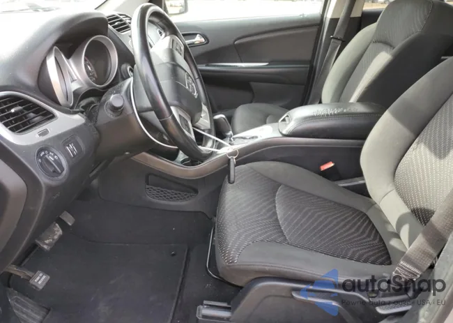 3C4PDCAB1JT274686: 41606615