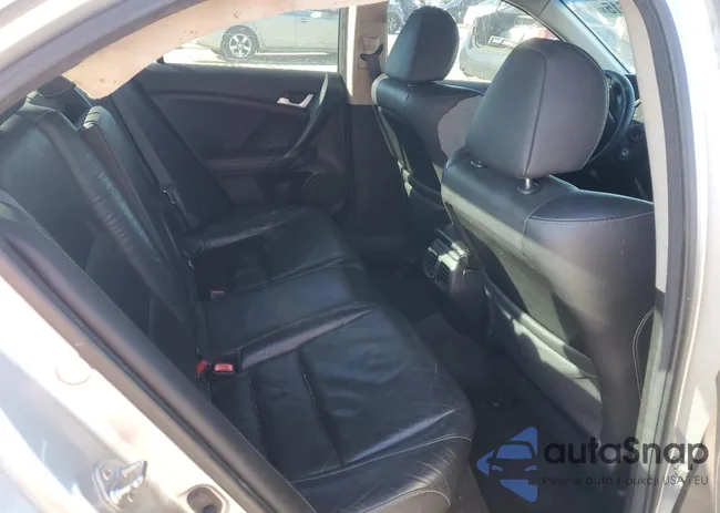 JH4CU2F46CC006183: 44610785