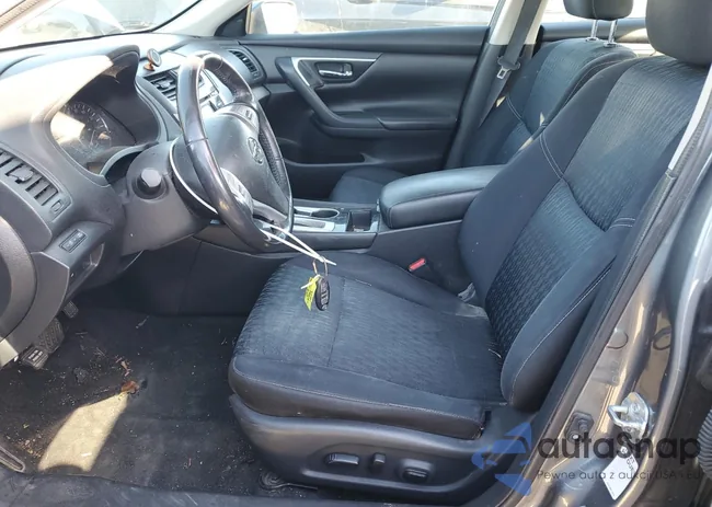 1N4AL3AP0JC197055: 42184155