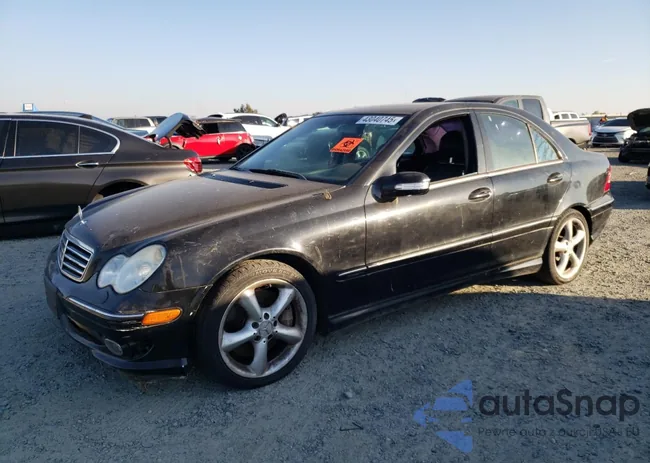 WDBRF40J05F715420: 43040745