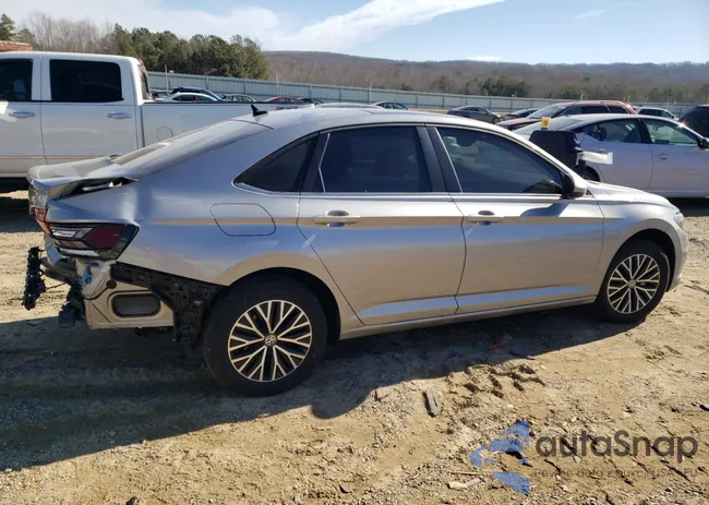 3VWC57BU1MM080822: 42581005