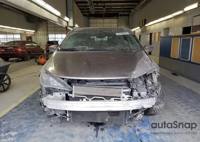 2C4RC1BG4HR850925: 71700865