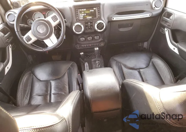 1C4HJWEG4EL203049: 42984865