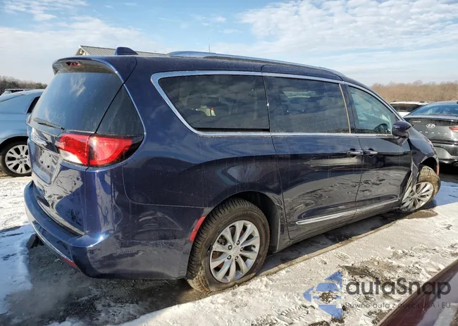 2C4RC1BG5JR354599: 86309814