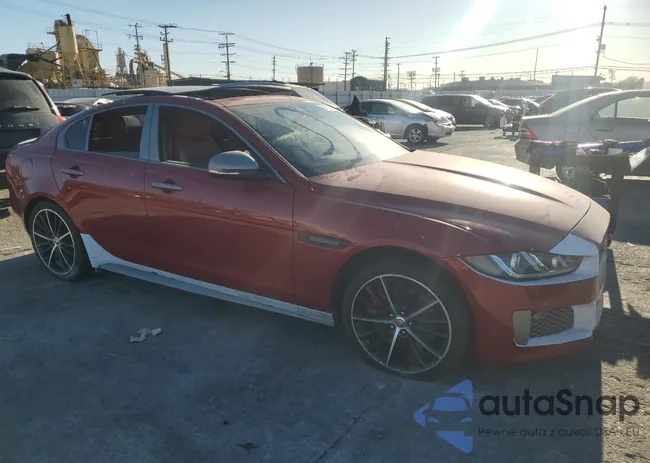 SAJAM4FV6JCP17944: 88798165