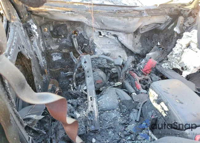 1C4HJXEG0KW560101: 73087125