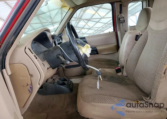 1FTYR14X4XPB28992: 98172705