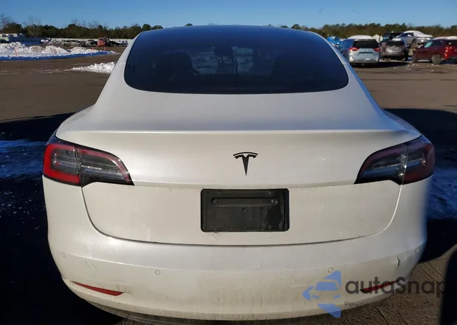 5YJ3E1EA4NF129082: 75030755