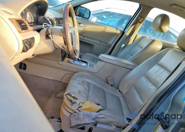 1FAFP25135G130698: 73831565