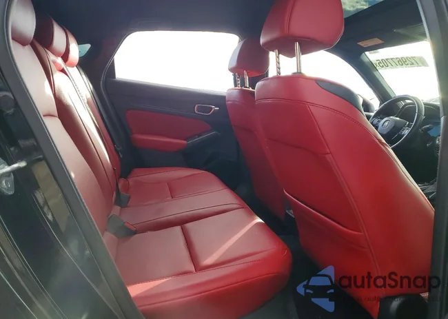 19UDE4H69SA002072: 72967705