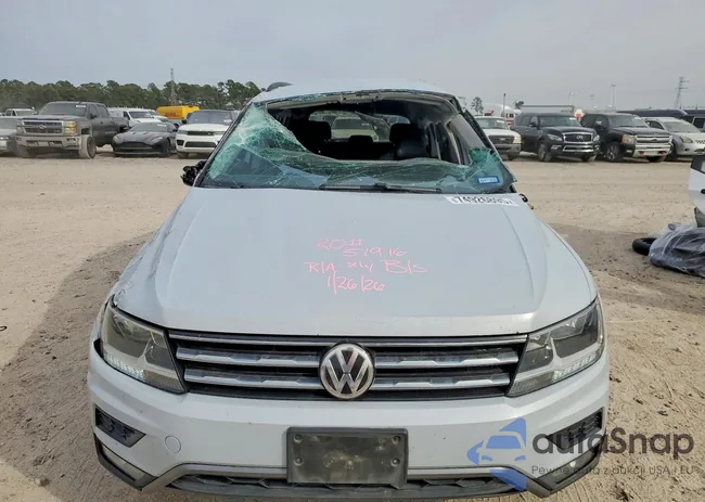 3VV3B7AX2JM040107: 74926895