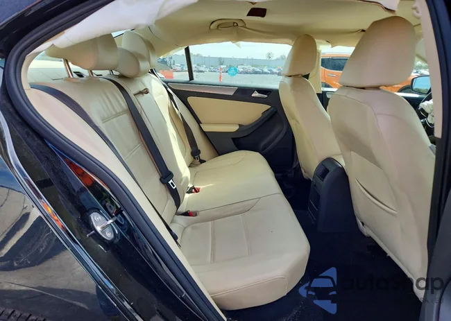 3VWDB7AJXJM225694: 74223365