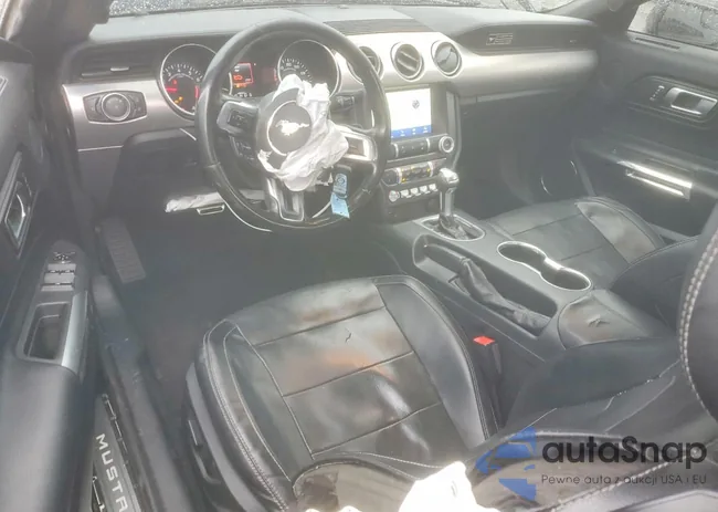 1FATP8UH8L5137479: 72447375