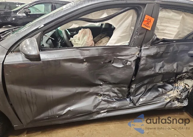 3KPF24ADXME349581: 98827355