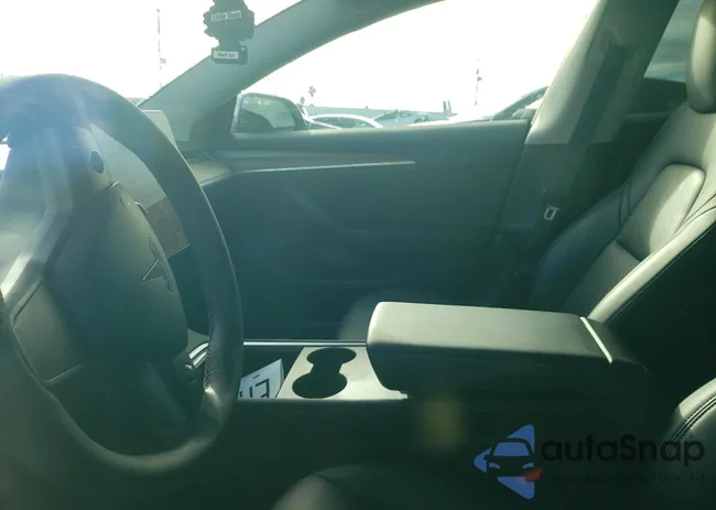 5YJ3E1EB4MF003098: 99736945