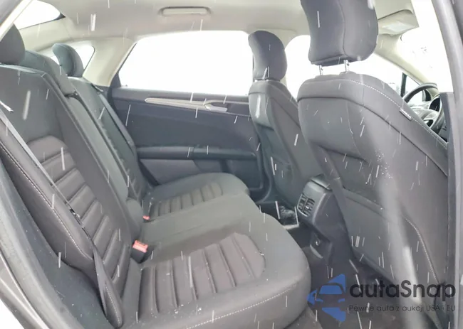 3FA6P0LU3JR141561: 73525835