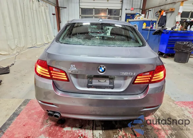 WBA5A7C5XGG150828: 73552135