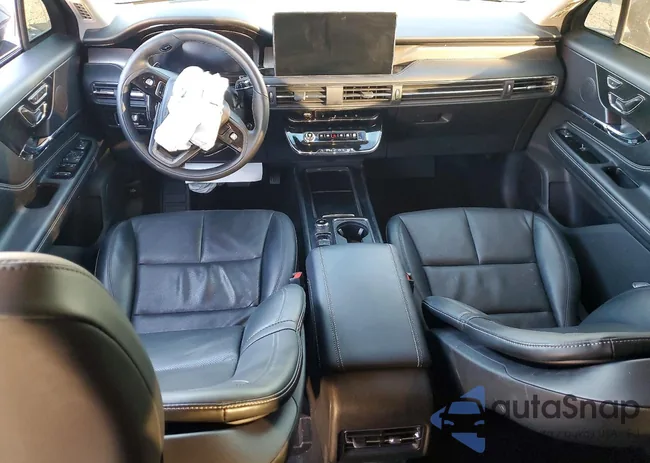 5LMCJ2DA1RUL27241: 72349665