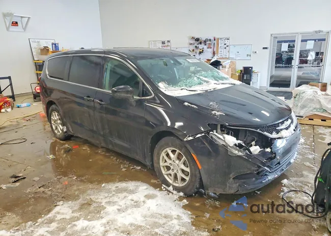 2C4RC1DG0HR638357: 73621595