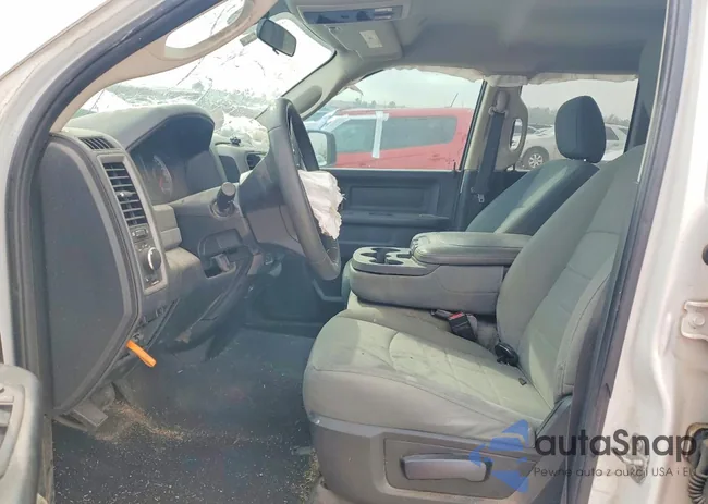 1C6RR7FM6JS309338: 99736645